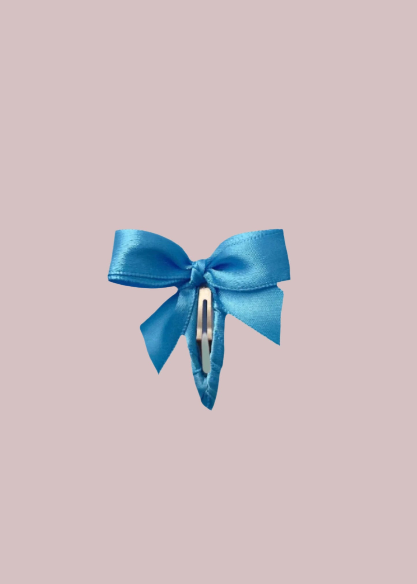 Blue bow hair clip